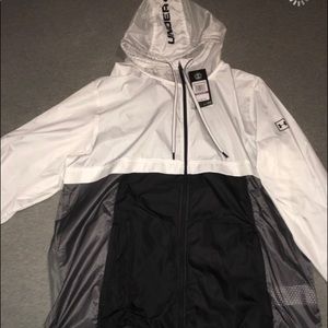 Under Armour Windbreaker